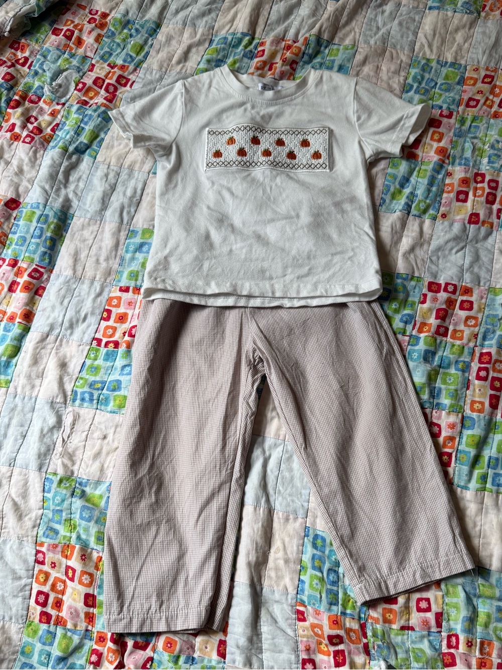Toddler White Short-Sleeve Smocked Pumpkin Top & Tan Gingham Pull-On Pants Set